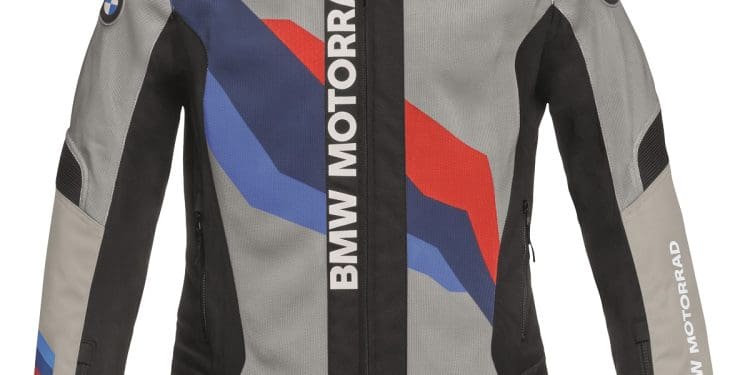 Destaque em agosto: Segurança, look desportivo e conforto com calor, eis o casaco Sidepod AIR da BMW