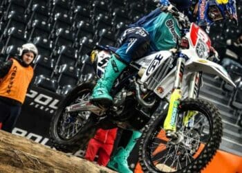 Billy Bolt domina o SuperEnduro, agora na Roménia, com o português Diogo Vieira no nono lugar