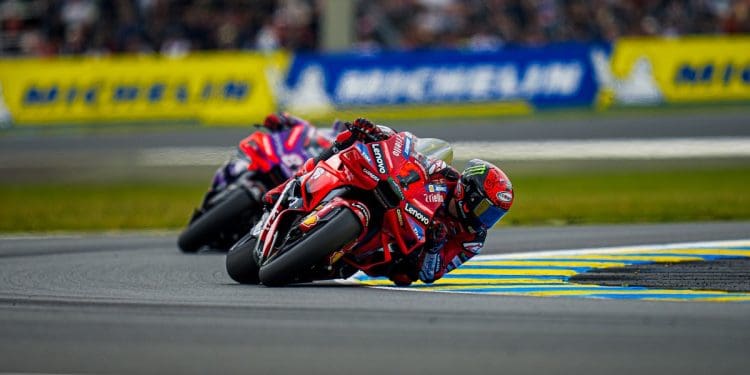 Gigi Dall’Igna «sofre» com as Ducati em luta na pista: ‘Não sei se consigo chegar ao fim da época!’