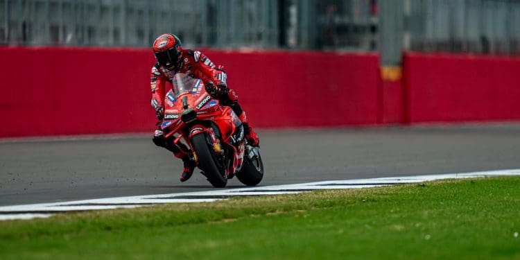 ‘A velocidade de alguns pilotos é incrível; adoro, mas o risco de queda está sempre lá’ – Francesco Bagnaia