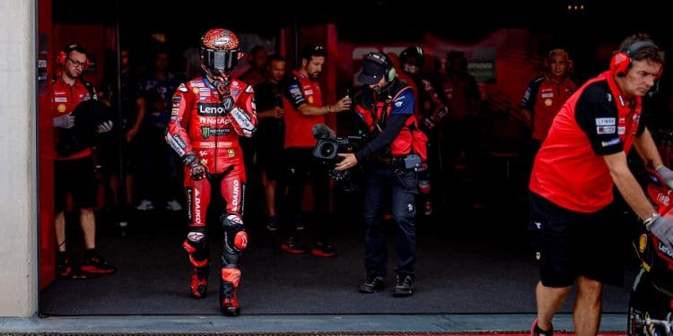 Francesco Bagnaia dispara contra Álex Márquez: ‘É muito perigoso ter alguém que faz coisas assim’