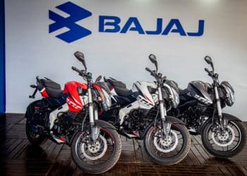 Bajaj desenvolve novo modelo com motor alimentado a gás natural comprimido