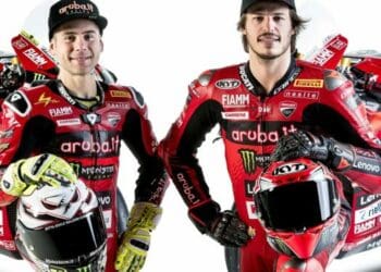 Campeã Aruba.it Ducati apresentou-se para a nova época do WSBK