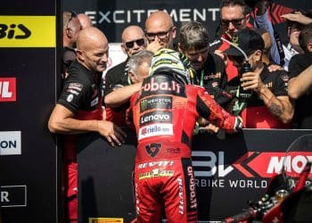 Álvaro Bautista vai para Estoril sem pensar no tricampeonato mas…: ‘Enquanto os números oferecerem hipóteses há esperança’