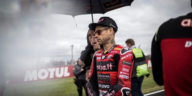 Álvaro Bautista mais distante de Nicolò Bulega no Mundial de Superbikes: ‘Temos problemas com as sensações na moto’