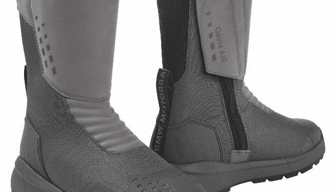 Botas touring para altas temperaturas: eis as Gavia Air da BMW