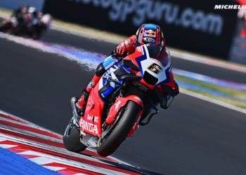 Stefan Bradl confirma planos de wildcards para o resto da época