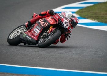 Nicolò Bulega orgulhoso por chegar à última ronda do WSBK na luta pelo título: ‘Estar entre o Razgatlioglu e o Bautista é fantástico’