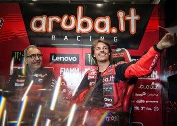 Nicolò Bulega mantém vivas as esperanças do título no WSBK, mas parte para Estoril com algumas cautelas