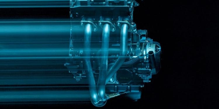 Primeiro motor de três cilindros em linha da CFMOTO promete impressionar