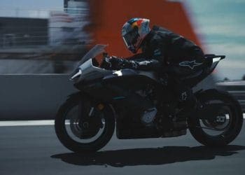 CFMoto 675SR-R: Uma revolução no segmento supersport