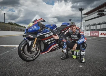 Contratempo na Yamaha: Cal Crutchlow fora de Mugello devido a complicações na cirurgia à mão, mas Silverstone é um objetivo