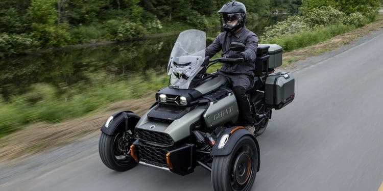 Can-Am Canyon, três rodas de diversão off-road