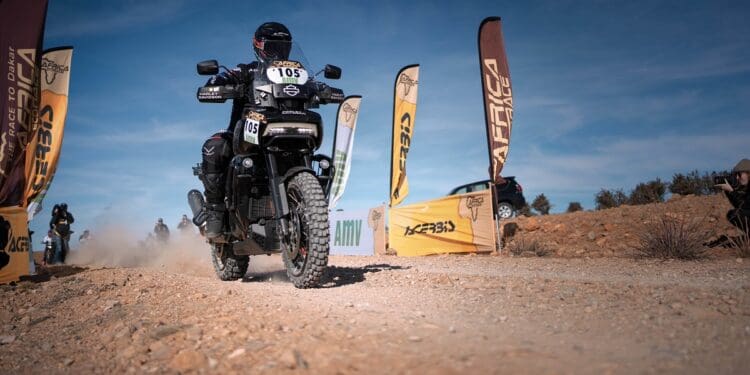 Harley-Davidson e Joan Pedrero completam a Africa Eco Race