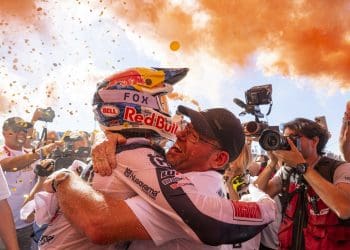 Kay de Wolf sagra-se campeão do mundo de MX2, em dia onde Lucas Coenen conseguiu dupla vitória em Cózar