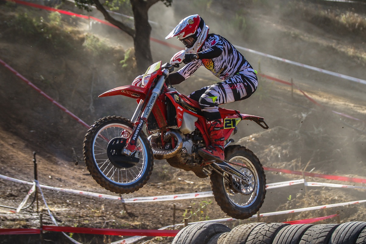 Aveiras de Baixo acolheu Campeonato Nacional de Super Enduro com vitórias de Diogo Vieira e Rúben Ferreira