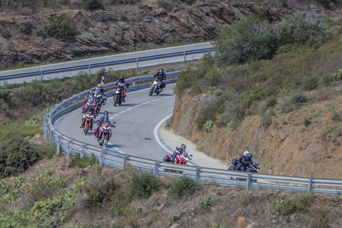 Aventura ímpar à beira-mar: abertas as inscrições para o DosMares Portugal e Espanha Ducati