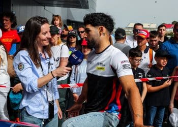 Ivo Lopes arranca do top dez no Europeu de Moto2 no Estoril; Mattia Casadei na pole position