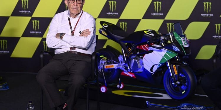 Carmelo Ezpeleta e as concessões para a Honda e Yamaha: ‘Foi o que a mim me pareceu justo…’