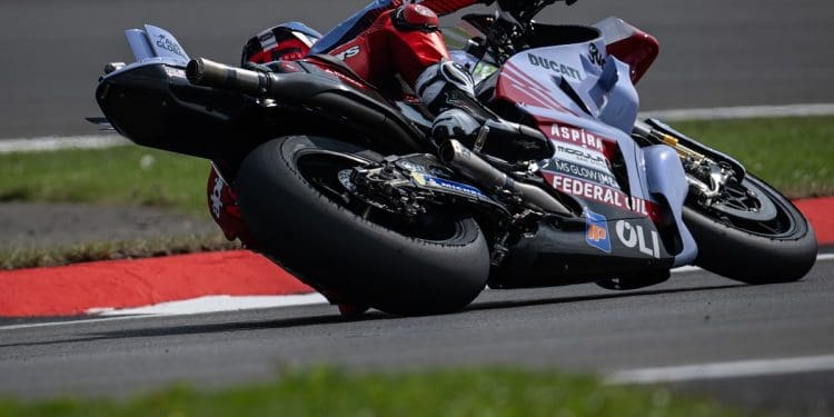 ‘Fiquei bastante contente com a minha corrida; a queda foi uma combinação de coisas’ – Marc Márquez