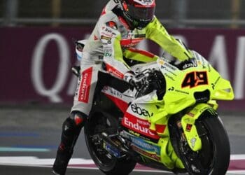 Fabio Di Giannantonio quer lutar pelo pódio no Qatar, mas vê ‘rapazes com moto de fábrica em grande forma, especialmente o Bagnaia’