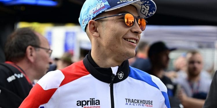 ‘Estou no meu melhor momento no MotoGP, então, por que não continuar na Trackhouse?’ – Raúl Fernández