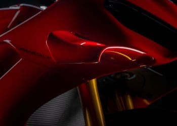 Nova Ducati Panigale V4 dissecada: Os controlos eletrónicos