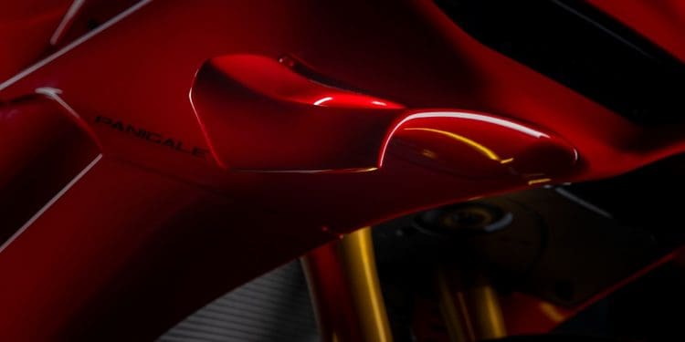 Nova Ducati Panigale V4 dissecada: Os controlos eletrónicos