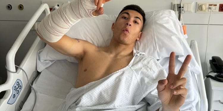 Raúl Fernández já foi operado ao braço direito devido a síndrome compartimental