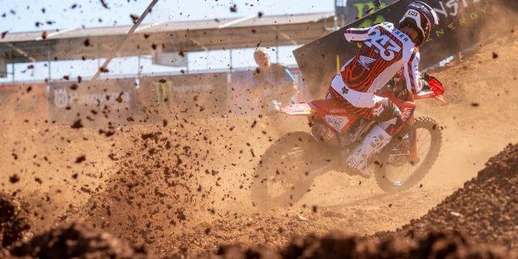 Tim Gajser foi segundo no MXGP: ‘Estar tão perto da vitória é difícil; Houve aspetos positivos apesar de ser difícil vê-los neste momento’