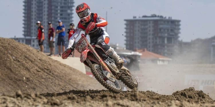 Tim Gajser procura consolidar liderança no MXGP da China e dar passo decisivo rumo ao título