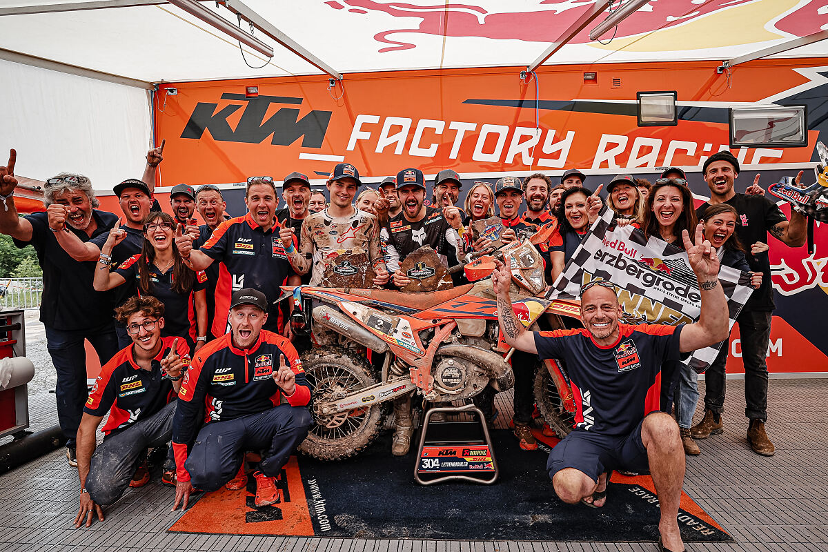 Vídeo: Recorde o Red Bull Erzbergrodeo, com a KTM 300 EXC em destaque