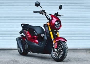 Este é o resultado do «cruzamento» de uma Harley-Davidson e de uma scooter