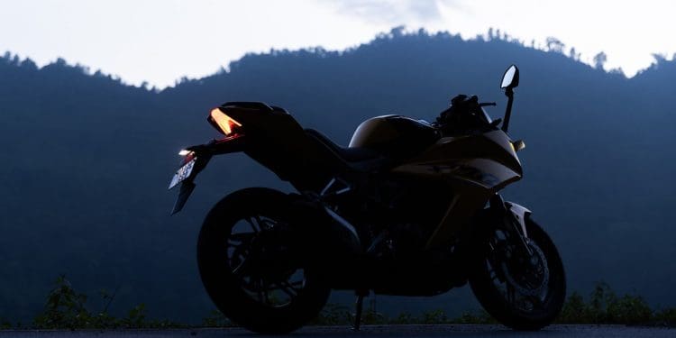 Hero patenteia uma nova supersport, que pode ser a Karizma XMR 400