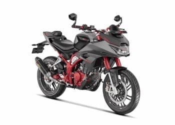 Hero Centennial, um tributo de edição (muito) limitada