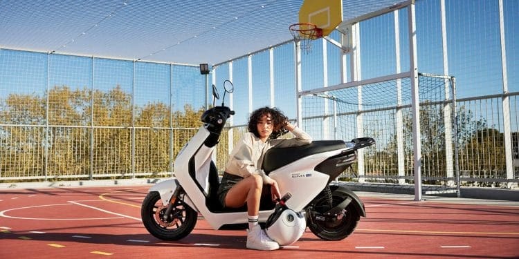 Teste com scooter elétrica gratuito durante 60 dias? A Honda vai fazê-lo… em Tóquio, para 500 felizardos