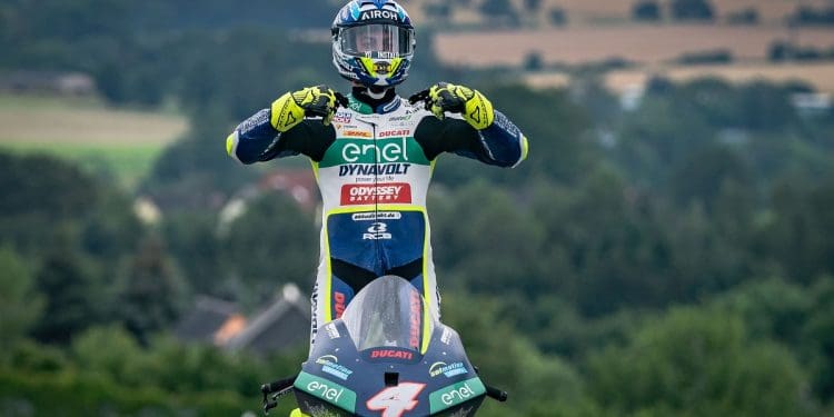 Héctor Garzó dominou corrida 2 do MotoE após dilúvio em Sachsenring
