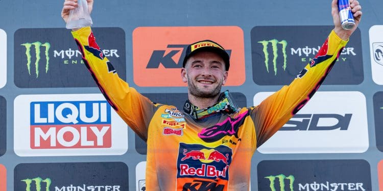 Jeffrey Herlings dominou o MXGP em Lommel: ‘Tenho estado a melhorar cada vez mais e a pilotar mais como o antigo eu’