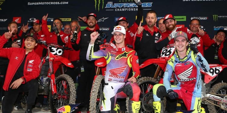 Irmãos Lawrence dominaram AMA 450 em Denver, onde Jett conseguiu nova vitória e se colocou a um passo de garantir o título