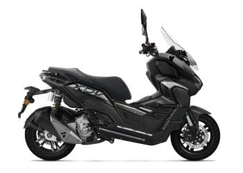 Keeway Vieste 300 XDV: Desportividade e aventura em dose dupla