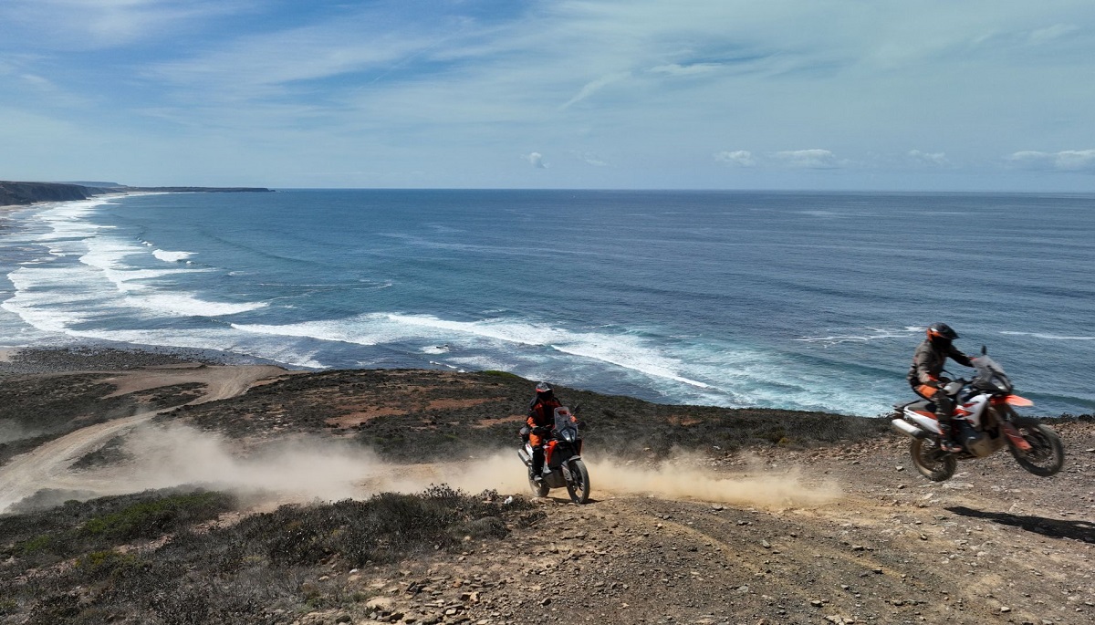 Aventura no Algarve – KTM dirige-se à costa portuguesa para o seu sétimo rali anual de todo-o-terreno