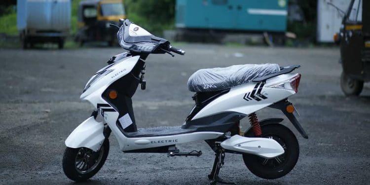 Mais uma scooter elétrica a caminho, da Kinetic Green