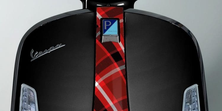 Vespa GTS ainda mais especial e com um toque escocês