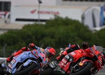 Jorge Lorenzo culpa Bagnaia pelo acidente com Márquez em Portimão: ‘Podia tê-lo evitado; É correto não penalizar nenhum deles’