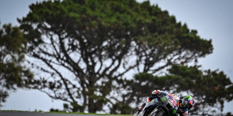 ‘Não é realista pensar que podemos ganhar uma corrida, mas a mentalidade é essa’ – Álex Rins