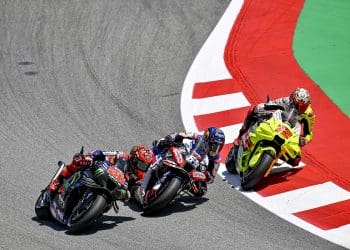 Vídeo: A dupla ultrapassagem de Fabio Quartararo a Miguel Oliveira e Bezzecchi na última volta em Barcelona