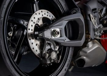 A nova Ducati Panigale V4 dissecada: Sinta-se um profissional com o inovador sistema Race eCBS