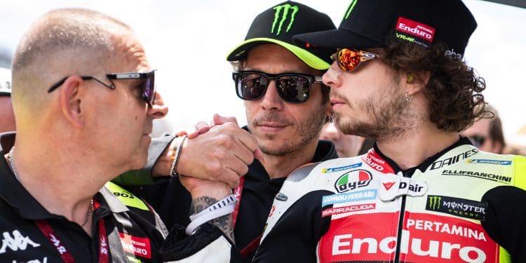 Marco Bezzecchi agradece à VR46 Racing Team e promete total foco até ao último segundo, antes de rumar à Aprilia