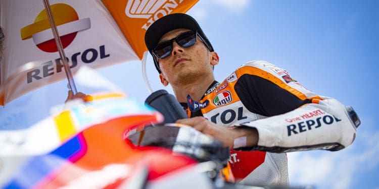 Luca Marini e as dificuldades: ‘Se trabalharmos com equipas que não são assim tão de topo, pensamos que também somos nós o problema’