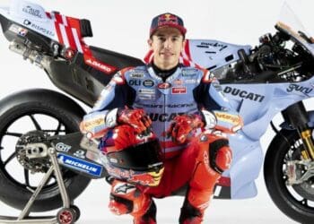‘Vi aerodinâmica nova, parece a F1; odeio esse caminho’ – Marc Márquez
